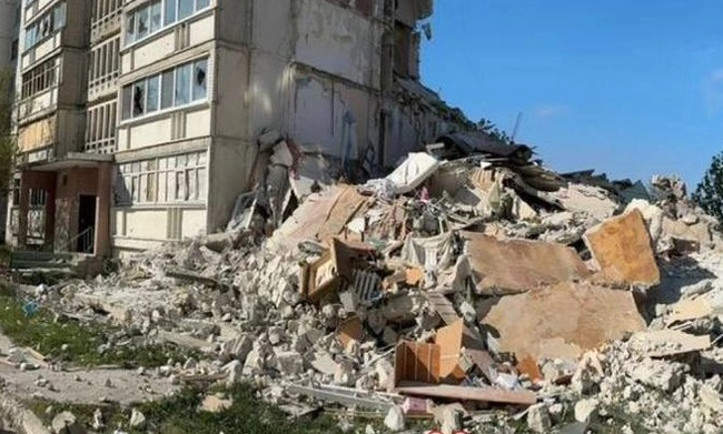 Росіяни вгатили касетними боєприпасами по Вовчанській громаді, серед поранених - голова Вовчанської МВА